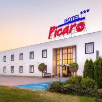 Hotel Picaro Żarska Wieś Północ A4 kierunek Niemcy, hotel em Zgorzelec