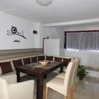 8888 Vendégház, hotel em Lispeszentadorján
