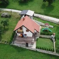 Holiday Home Dzeni, hotel v mestu Zenica