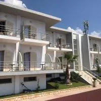 Royal Blue Hotel, hotel en Dhërmi
