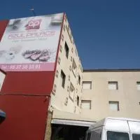 Hotel Azul Palace, hotel v mestu Sidi Yahia el Gharb