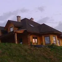 Wrotyczowe Pola, hotel a Tyczyn