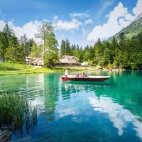 Hotel & Spa Blausee, hotel in Blausee