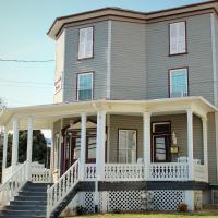 Hawksbill House - (Adults Only), hotel in Luray