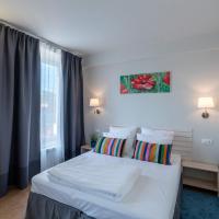 LoyaL Guest House
