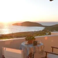 Anemos and Almyra, hotel in Kini
