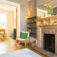 Classic Victorian house sleeps 8 in East Brighton