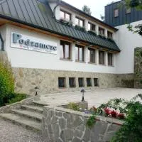 Podzamcze, hotel di Rożnów