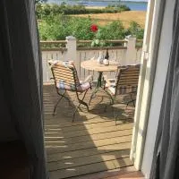 Villa Wiegand - a room with a view, hotel di Holbaek