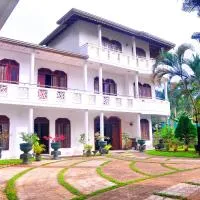 Power Zone Guest House, hotell i Matale