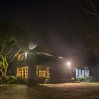 Hostal Climb House、プエルト・バラスのホテル