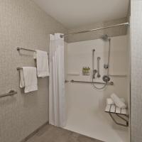 Holiday Inn Express & Suites - Portland Airport - Cascade Stn by IHG, hotel poblíž Mezinárodní letiště Portland - PDX, Portland