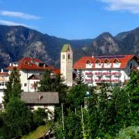 Gasthaus zum Weissen Kreuz, hotel in Lazfons