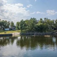 Гостинний двір на хуторі Хрещатик، فندق في Khreshchatik