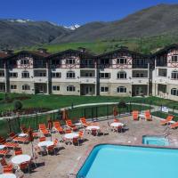 Villas at Zermatt Resort - Condos, hotel in Midway
