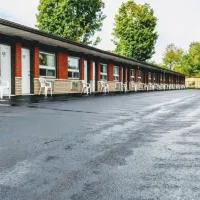 Kings Inn Midland, hotel u gradu Midland
