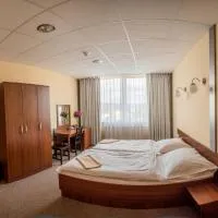 City Hotel B&B, reception 24 7, 800m od-from R1, free parking, hotell sihtkohas Banská Bystrica