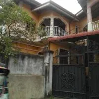 Colombo 20 minutes by train, hotel sa Wattala