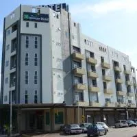 Riverview Hotel, hotel u gradu 'Bahau'