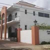 Spanish Dream Hotel、キングストンのホテル