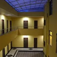 Hotel Varenya Inn, hotel sa Yavatmāl