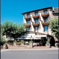 Hôtel des Pyrénées, hotel v destinaci Saint-Jean-Pied-de-Port