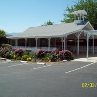 Lakeshore Lodge, hotel in Wofford Heights