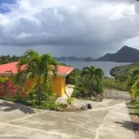 Résidence COCO D'ILES gite COCO A L'EAU, hotell i Terre-de-Bas