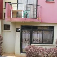 Kensington Luxury heights H107, hotel din Kampala