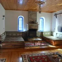 Petroto house, hotel v destinaci Fragkades