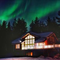 Northern Lights Lapland Villa, hotel in Hosio