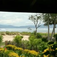 Lakey Beach Inn hotel, hotel u gradu 'Huu'