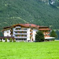 Hotel Bergland, hotel sa Pertisau