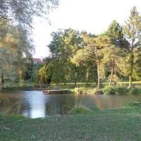 LA PETITE NOUE, hotelli kohteessa Vignoux-sous-les-Aix