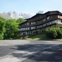 Hotel Residence La Rosa, hotel sa Castione della Presolana