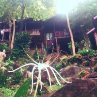 Phi Phi Green Hill Resort, hotel in Phi Phi Islands