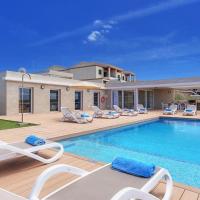 Cala'N Blanes Villa Sleeps 9 Pool Air Con WiFi
