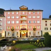 Hotel Eden, hotel em Levico Terme