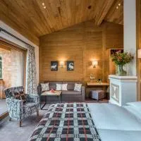 Hotel Auenhof、レッヒのホテル