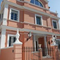 Colegio Mayor Careu - Women Only - University Community, hotel in Bellavista-Palmera, Seville