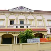Hotel Chembiyan, hotell i Pudukkottai