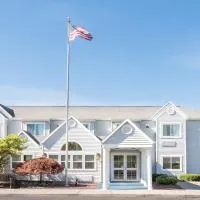 Microtel By Wyndham Victor, hotel en Victor