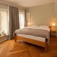 Bed and Breakfast unter den Linden, viešbutis mieste Nordlingenas