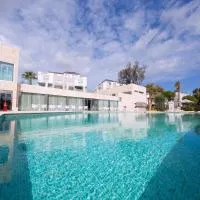 Urban Valley Resort & Spa, Hotel in San Ġwann