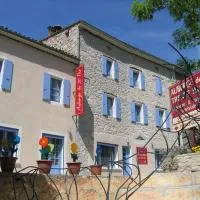 Auberge de Trente Pas, hotel in Saint-Ferréol-Trente-Pas