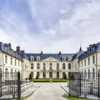Château d'Ermenonville, hotel a Ermenonville