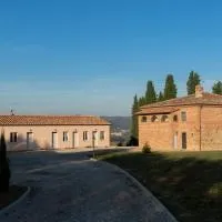 Podere Abbazia b&b, хотел в Синалунга