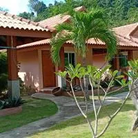 Koh Ngai Kaimuk Thong Resort, hotel din Ko Ngai