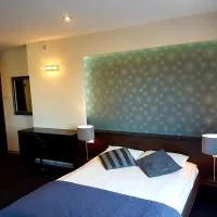 Azymut Hotel - Restauracja, hotel em Andrespol