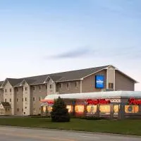 Baymont by Wyndham Fremont、Fremontのホテル
